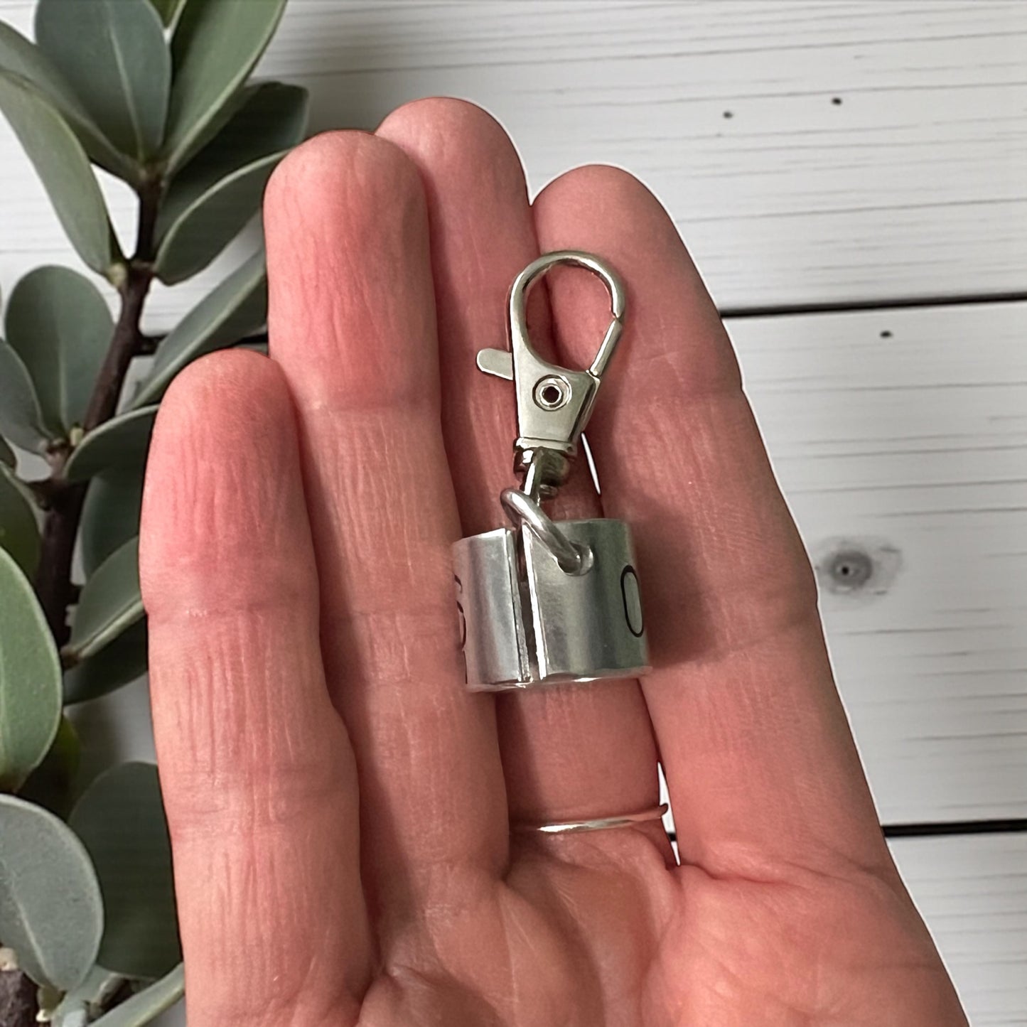 Custom Duck Band Style Keychain Clip