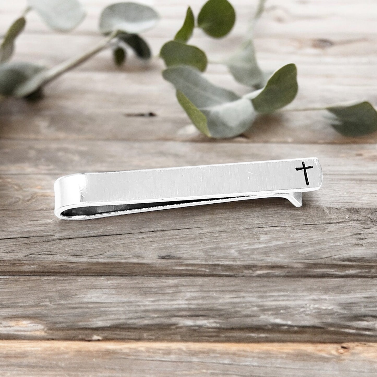 Cross Tie Clip